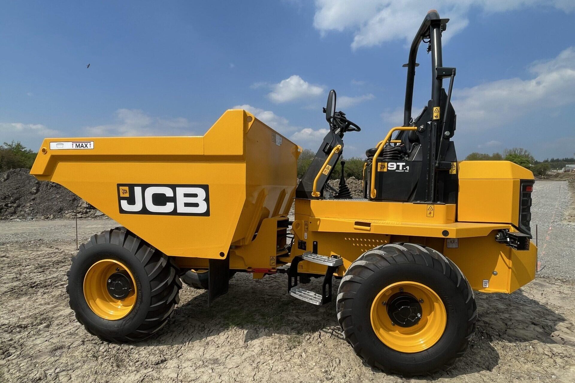 Comment choisir la machine JCB adaptée à vos chantiers