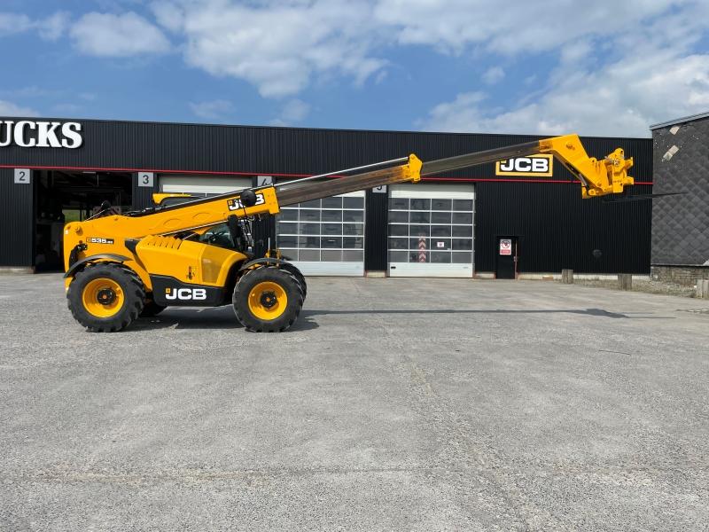 engin de chantier JCB téléscopique 535-95