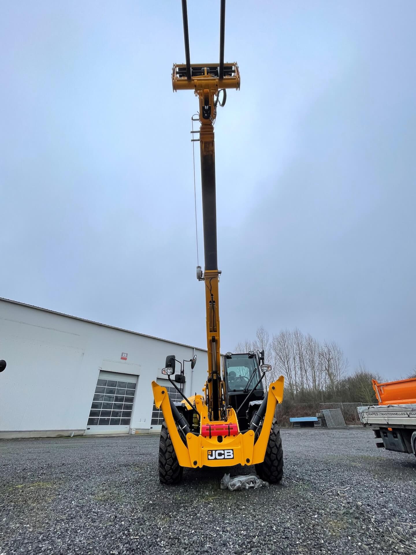 vue du JCB 540 17 téléscopique déployé