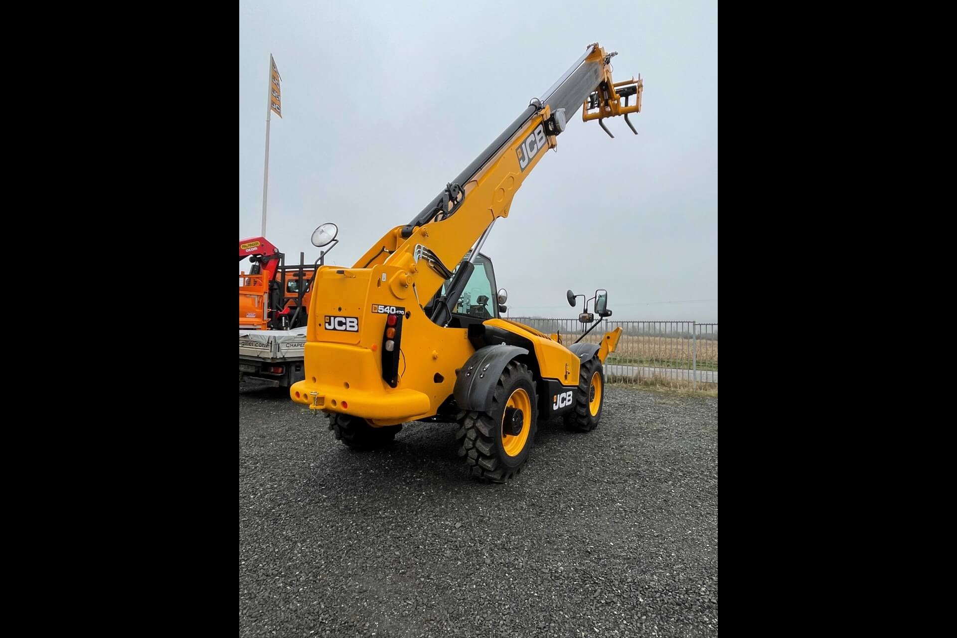 machine JCB 540-140 vue arrière