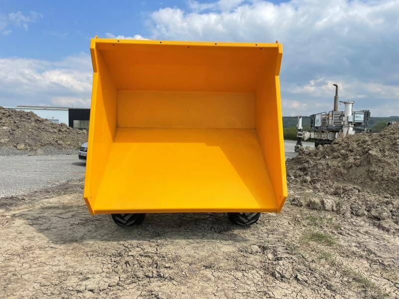 Avant de machine JCB Dumper 9T